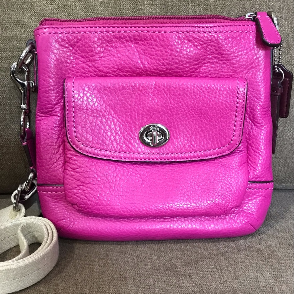 Coach Park Leather Swingpack/crossbody